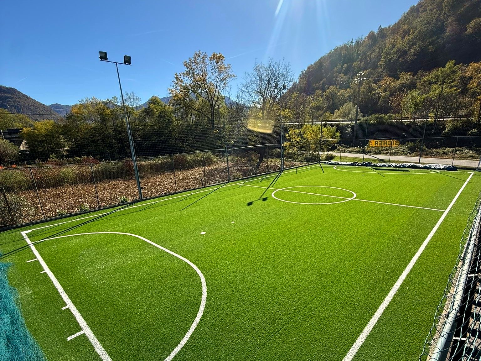 Campo sportivo professionale in erba sintetica certificata Brescia